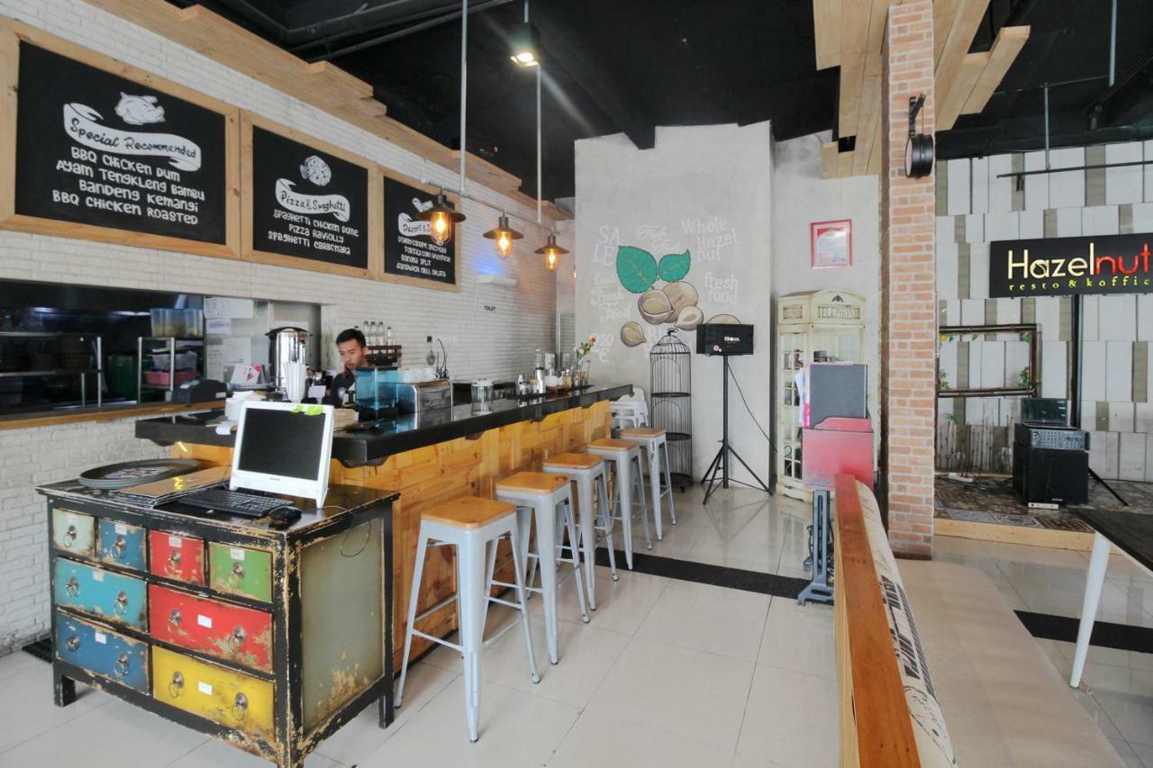 Hazotel Semarang Exteriér fotografie
