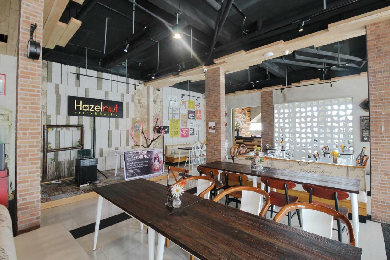 Hazotel Semarang Exteriér fotografie