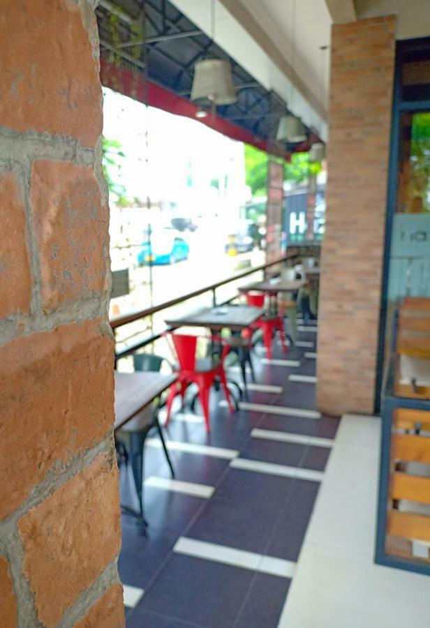Hazotel Semarang Exteriér fotografie